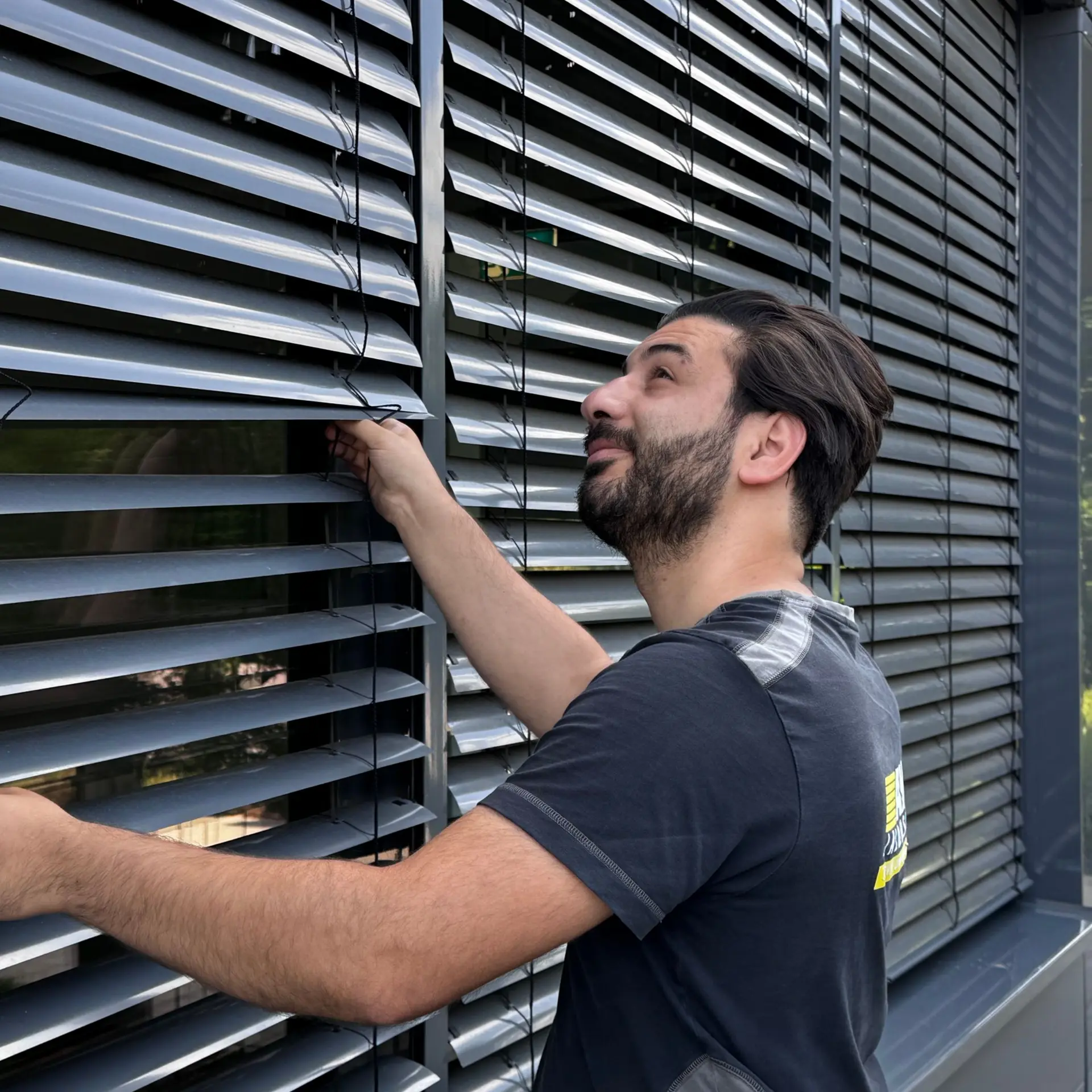 Raffstore-Reparatur durch AY-Jalousien
